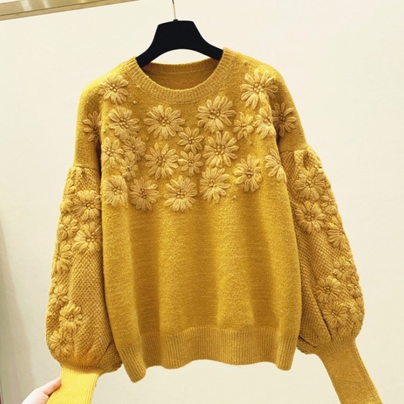 FLOWERS STITCHED PUFF SLEEVES KNIT SWEATER - Picture 2 of 7